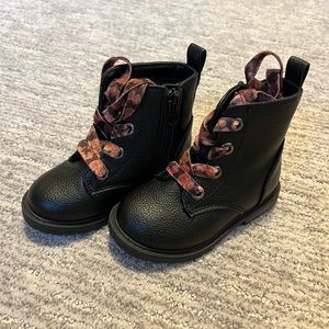 Cat & Jack Toddler Black Combat Boots Size 6